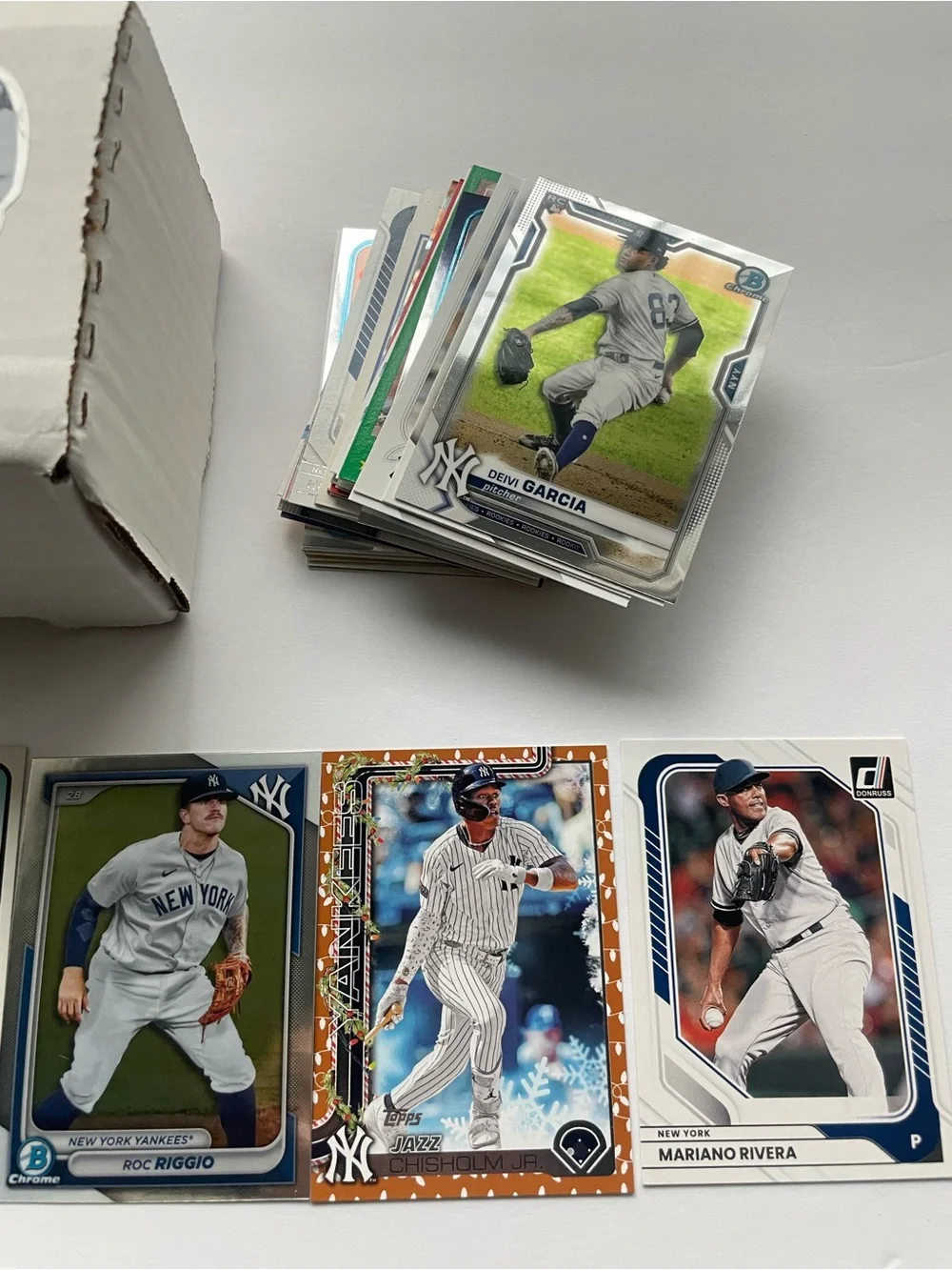 New York Yankees Baseball Cards 100 Card Lot Topps Bowman MLB